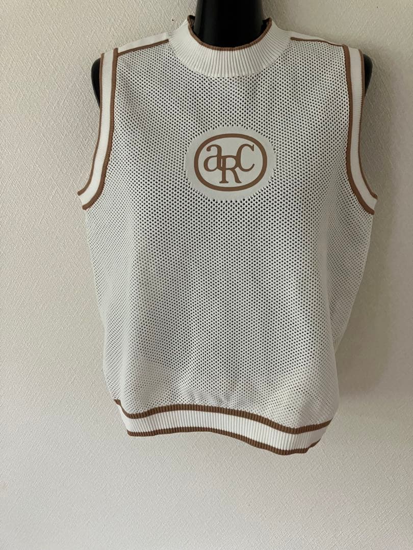 ARCHIVIO クルーネックニットベスト 新品タグ付き　38 完売品