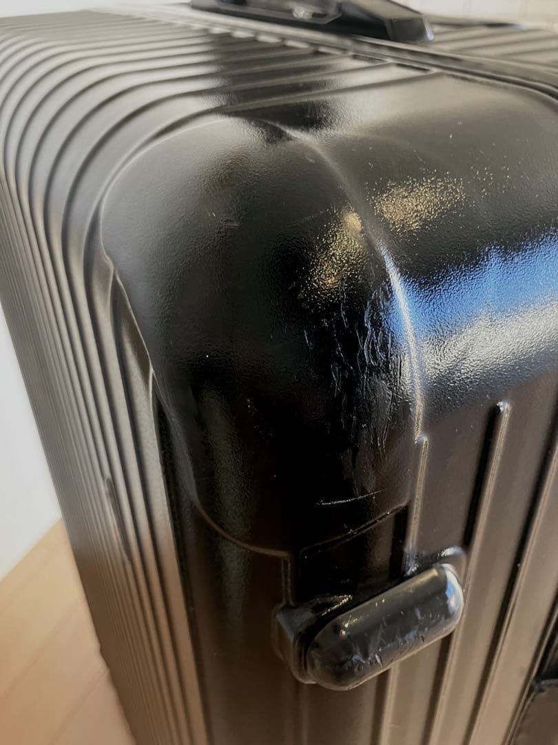 RIMOWA リモワ　サルサ　4輪　マットブラック　86リットル　人気の黒