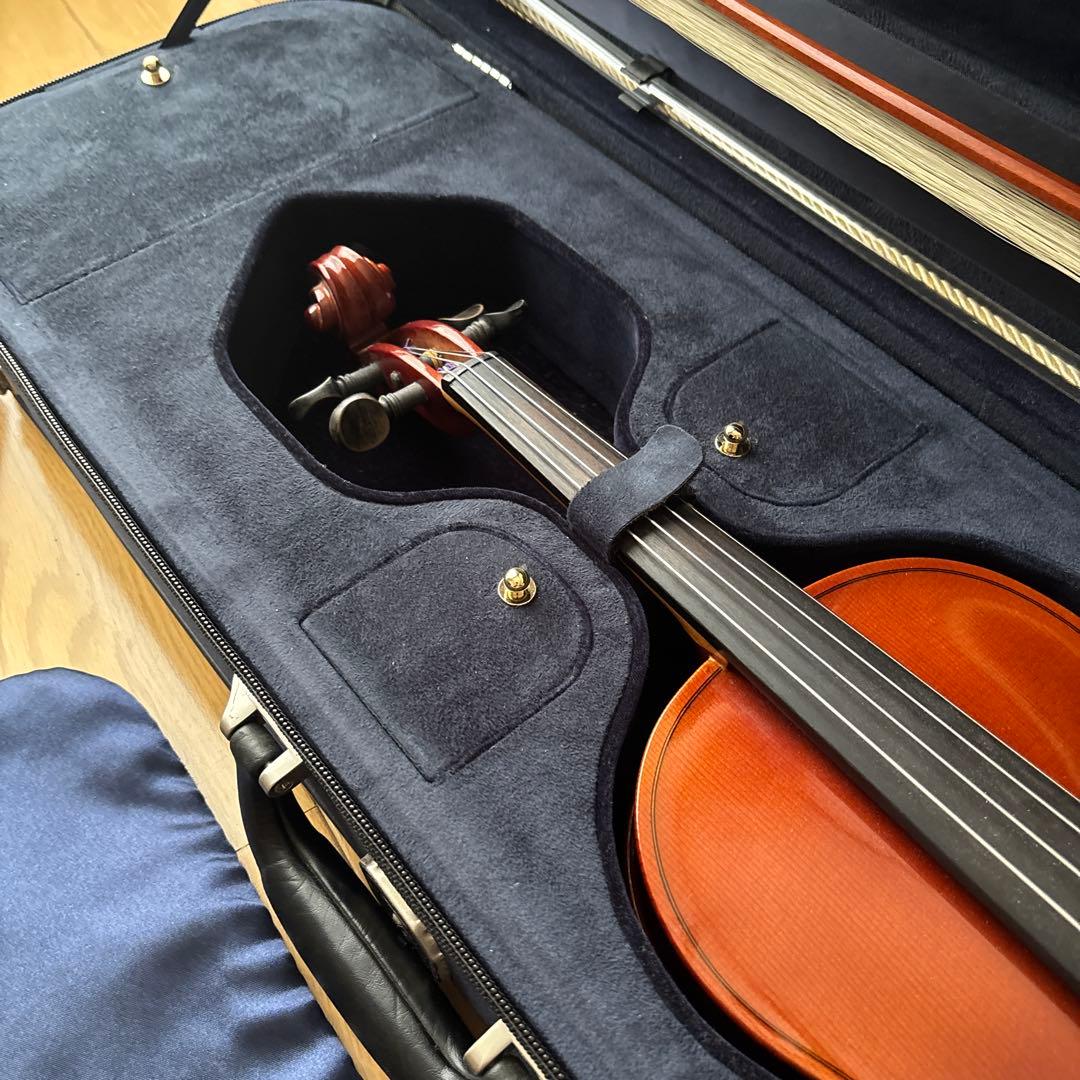 バイオリン本体 ケース付き　STRADIVARIUS型