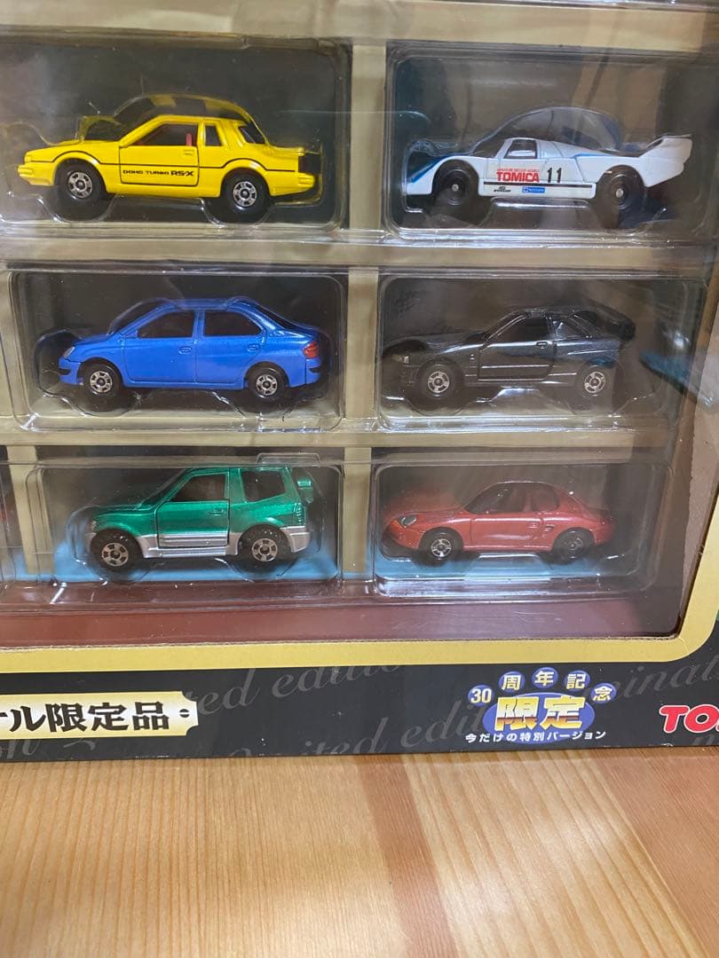 H / TOMY TOMICA トミカ 30周年記念アニバーサリー24