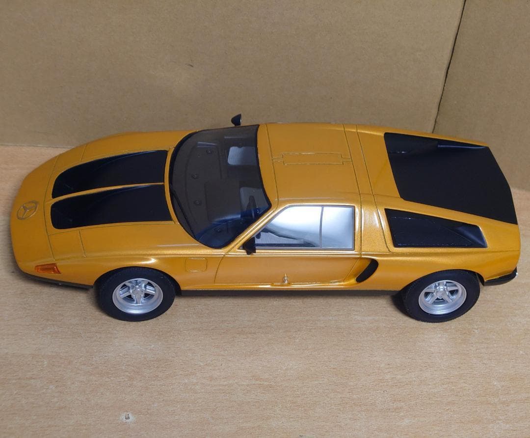 1/18 メルセデスベンツ C111-II 1970 オレンジ Mercedes