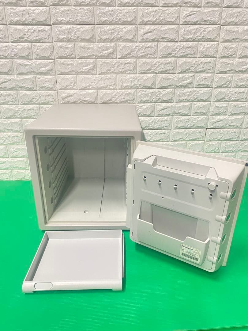 Sentry セントリー　テンキー式　JF123ET 1時間耐火金庫