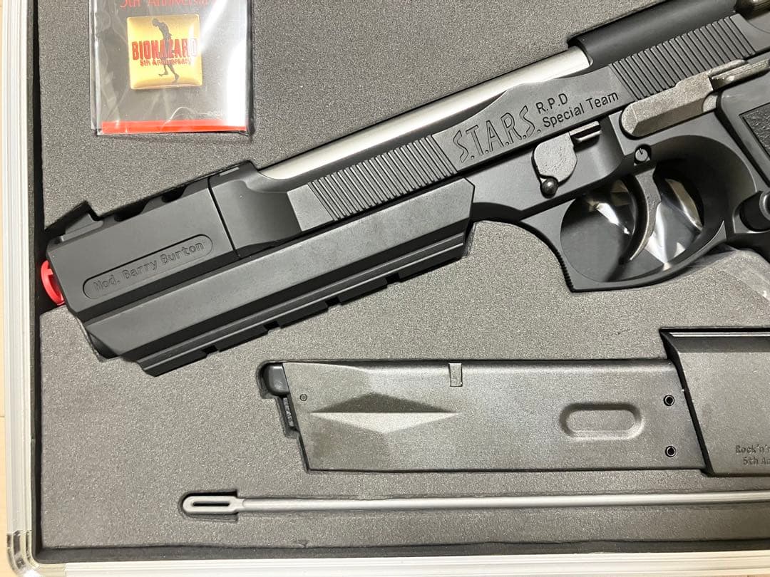 バイオハザード　東京マルイ サムライエッジ バリーバートンモデル 2001