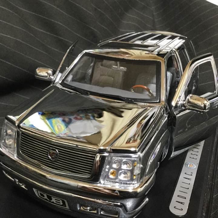 Jada キャデラック エスカレード DUB メッキカスタム