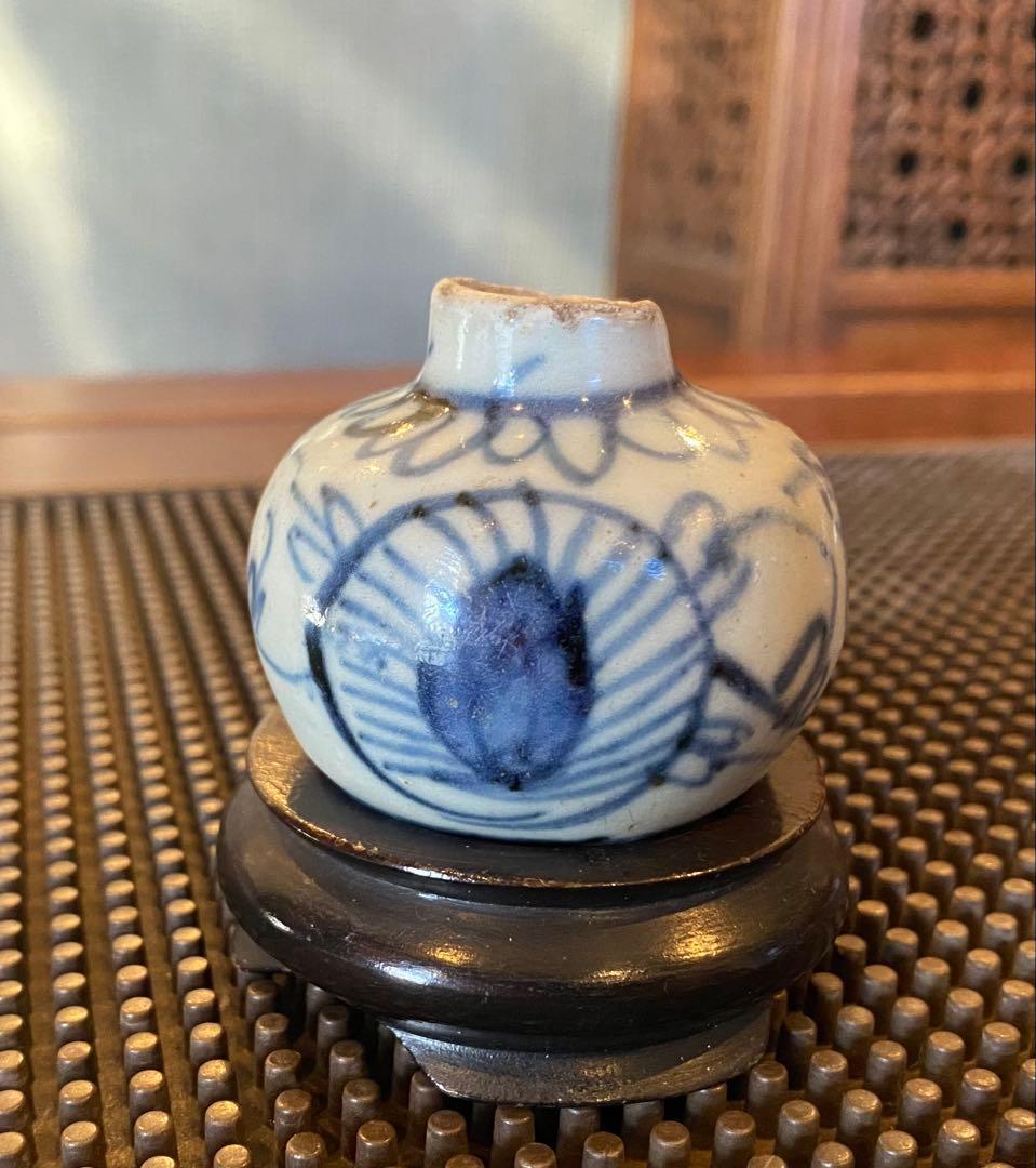 スワトウ陶磁器　ミニ花器　鑑賞台付　　　 一輪挿し　ヴィンテージ　レア