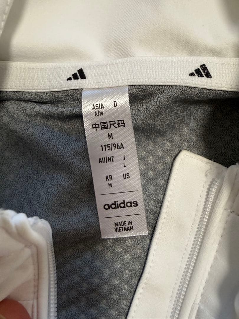 adidas ツイストウィーブ セットアップ