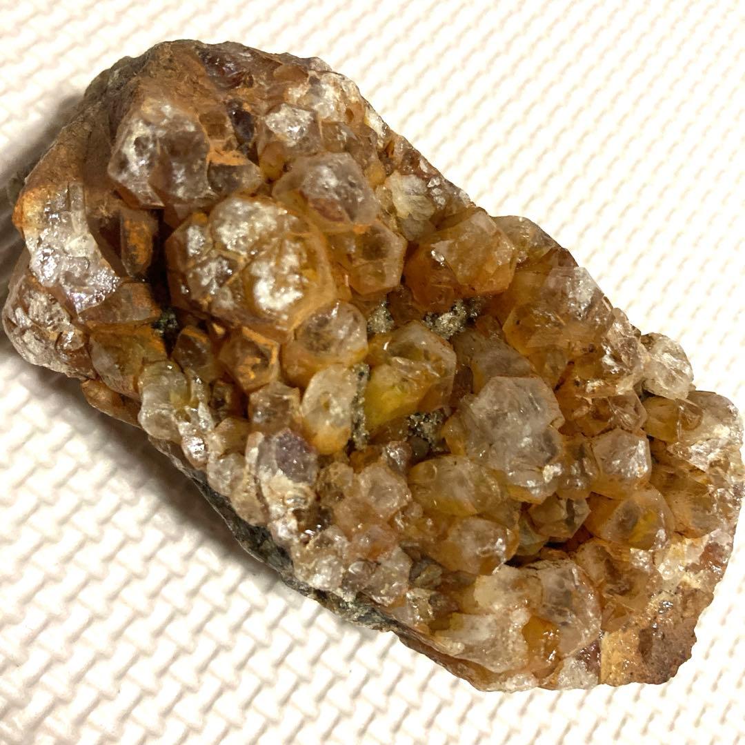 天然石　未処理　原石　石　置き物　加工用