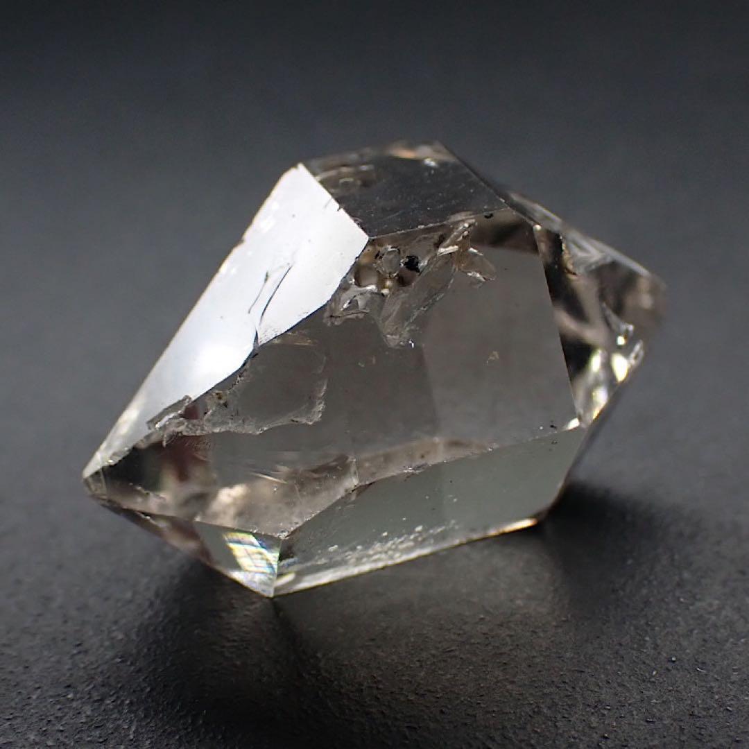 【パキスタン産】ライトスモーキーダイヤモンドクォーツ