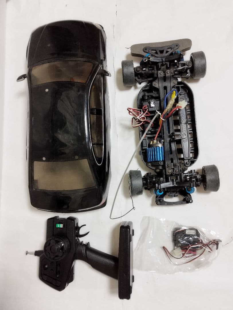 タミヤ TT-01 Type-E仕様？ アリスト　ボディ 電飾付き　ラジコン