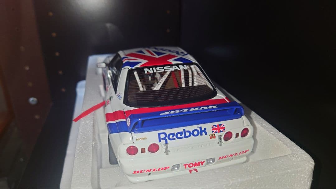 1000台限定 1/18 autoart NISSAN r32 GT-R