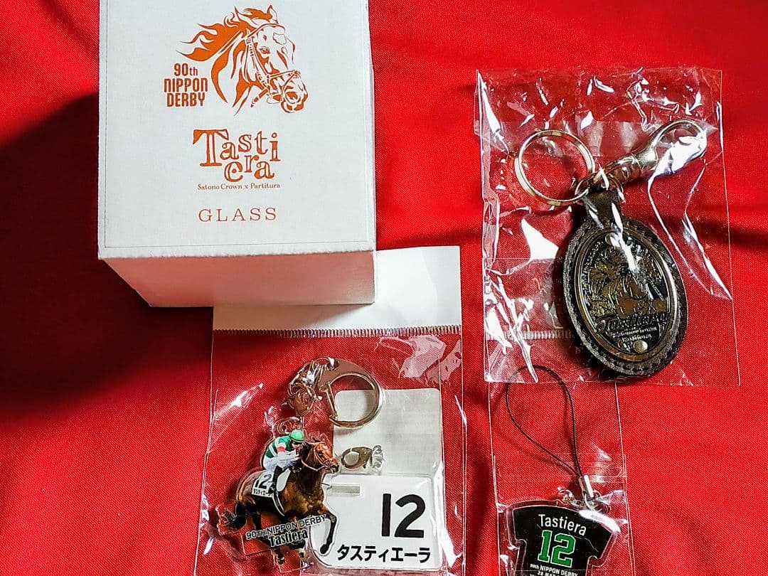 ◆　競馬　JRA　◆　タスティエーラ　◆キーホルダー　ロックグラス◆４種セット◆