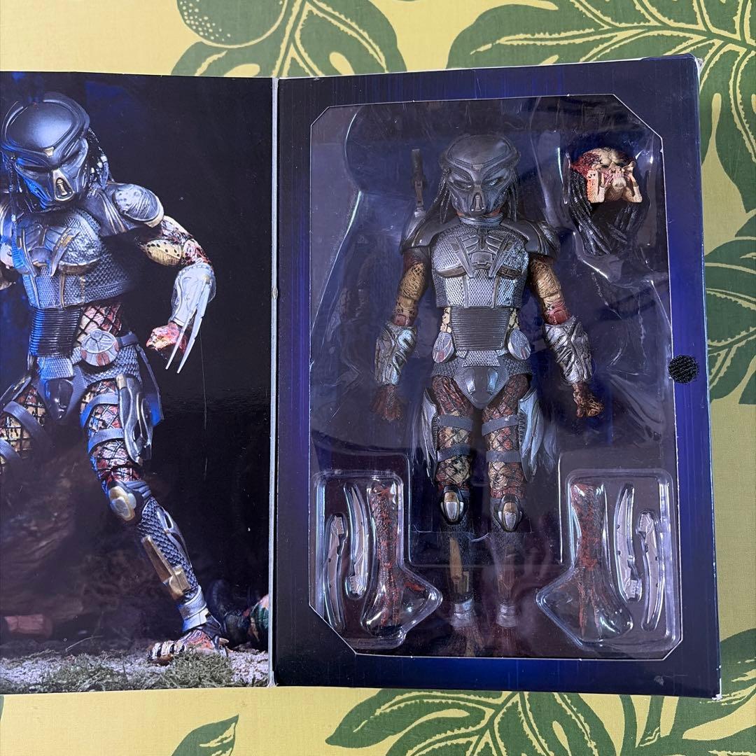 Fugitive Predator プレデターフィギュア