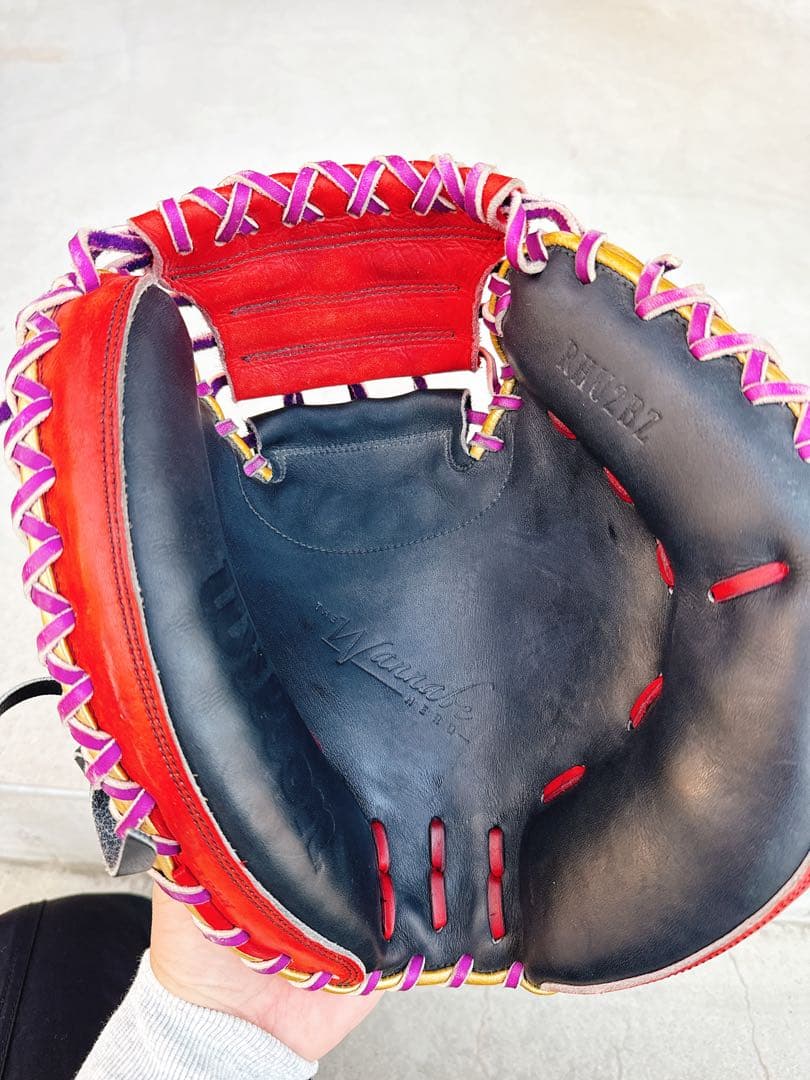 Wilson キャッチャーミット 赤/黒