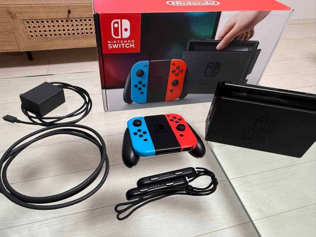 Nintendo Switch 本体 赤/青 Joy-Con2セット 付属品多数