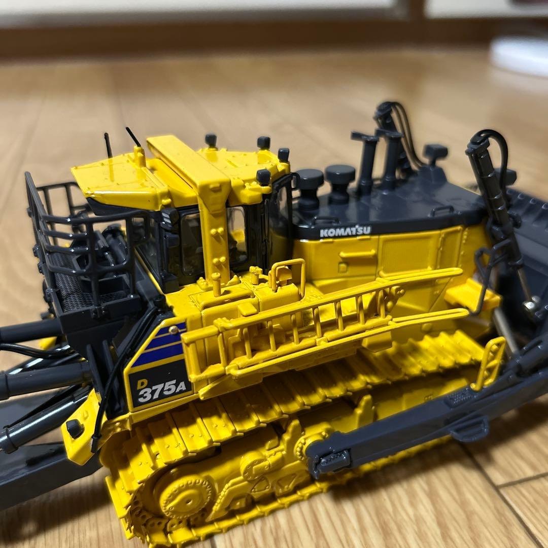 KOMATSU D375A-8 、D475A-5EO1:50 ダイキャストモデル