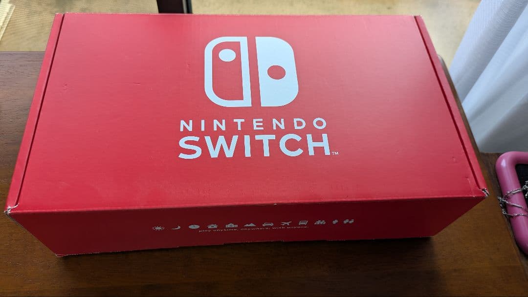 Nintendo Switch 紫とオレンジのジョイコン