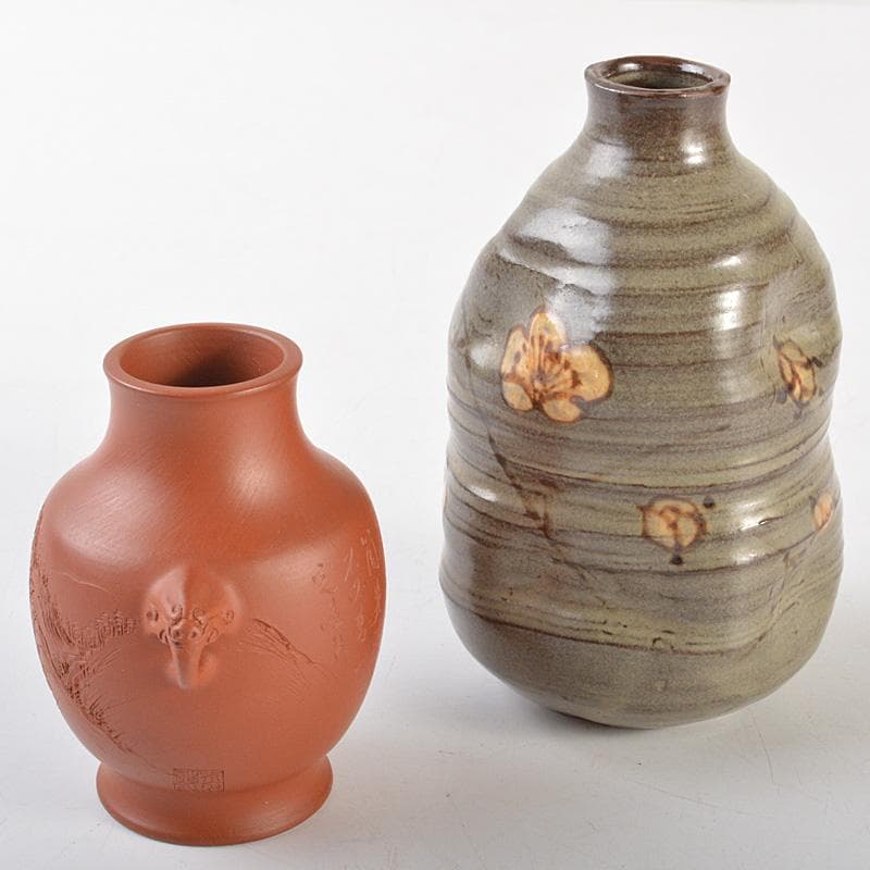 佐渡無名異焼　人間国宝　金渓堂　伊藤赤水造　一輪挿　共箱　2点　V　R7315