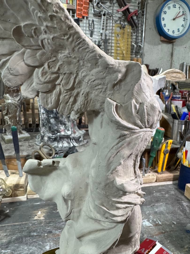 勝利の女神像 サモトラケのニケ 型製作 仕上げ塗装済み完成品 専用台座付き