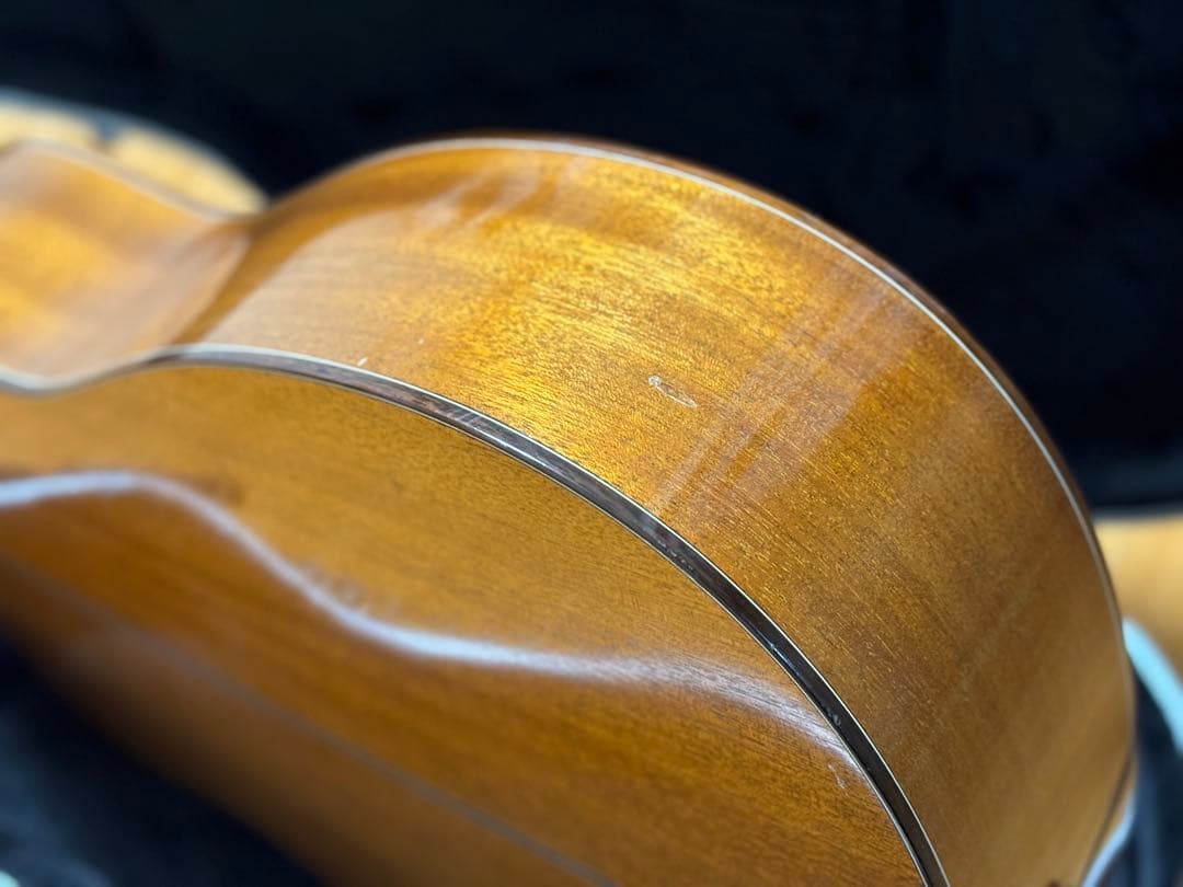 手工アコースティックギターTupli Vesse マホガニー ハードケース付