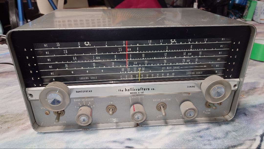 アンティーク、ハリフラクター真空管ラジオ受信機