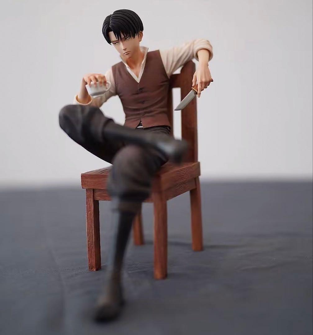 進撃の巨人 ② リヴァイ·アッカーマン ガレージキット ガレキ スタチュー