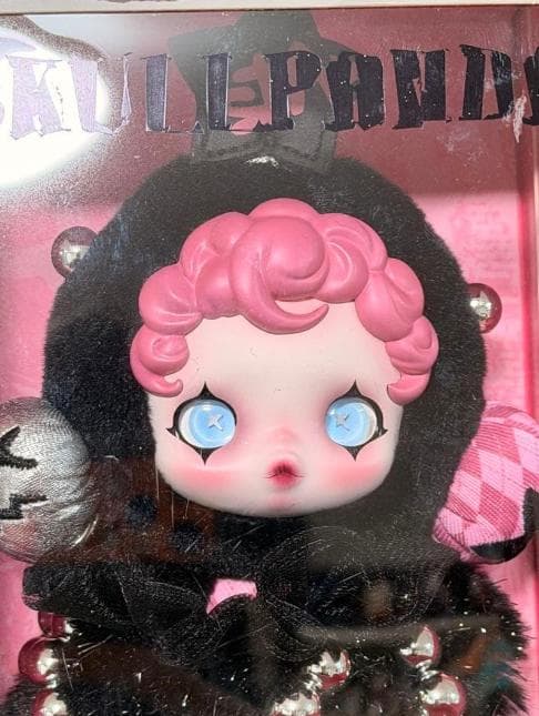 SKULLPANDA ぬいぐるみ 黒・ピンク