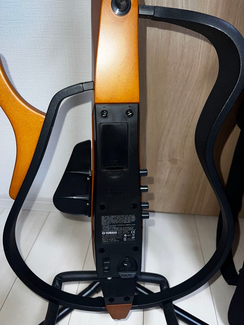 YAMAHA SLG-100S サイレントギター 動作未確認 ケース付