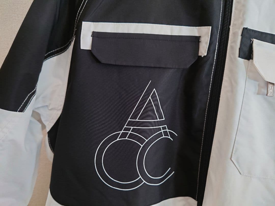 新品未使用 ACC ジャケット Sサイズ ユニセックス スノーボードウェア