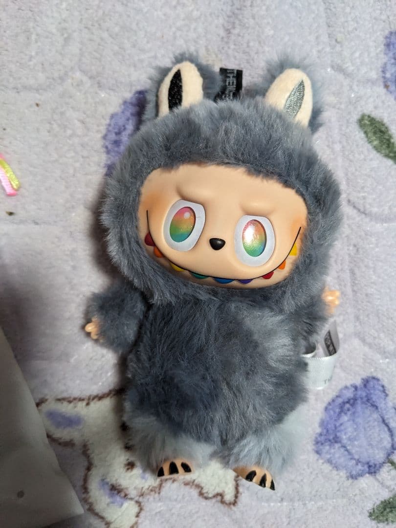 ア*ポ様 ラブブ シークレット エナジー POP MART 箱付き グレー 黒