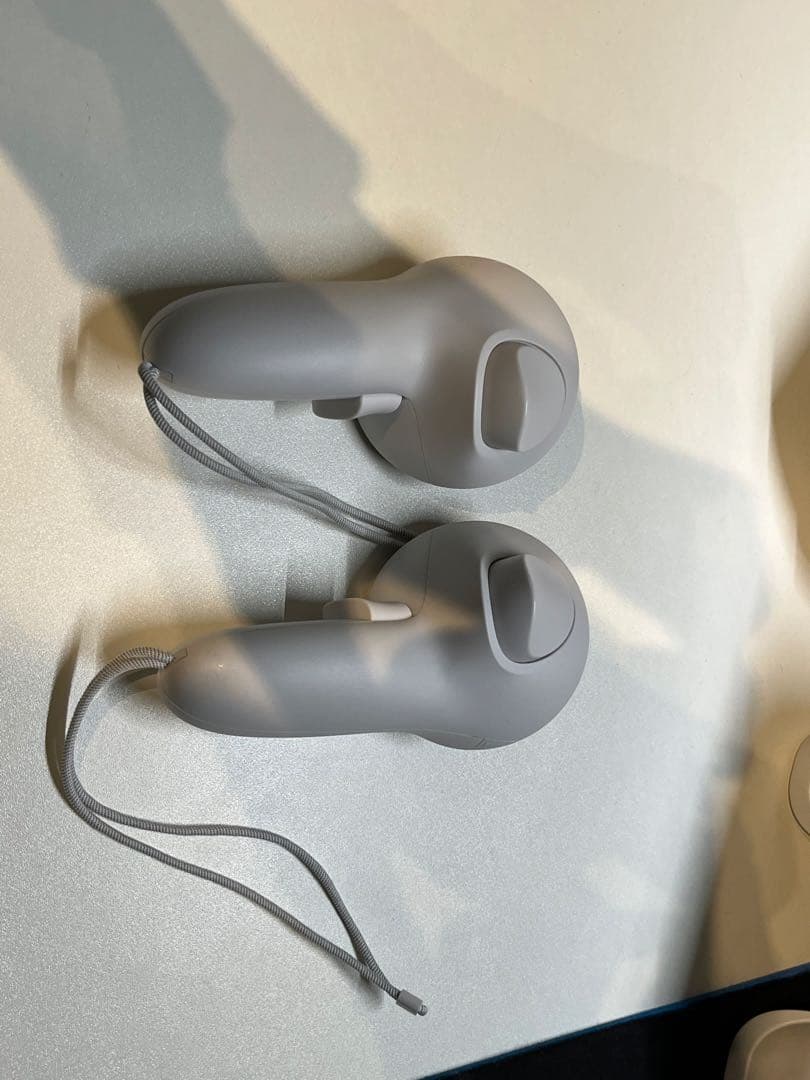  quest3保証書付　動作確認済　本体＋アクセサリー3点