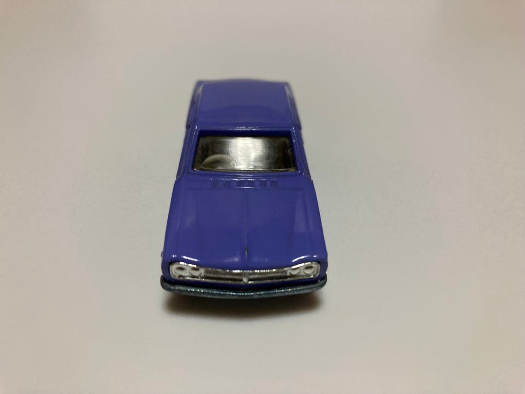 トミカ　日本製　ニッサン　スカイライン2000GT 1Aホイール　紫色指定箱