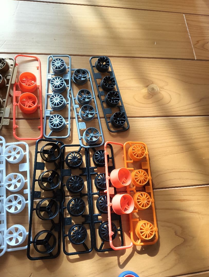 ミニ四駆　ボディ　パーツ　セット ジャンク　未使用多数　タミヤ　ホイール　タイヤ