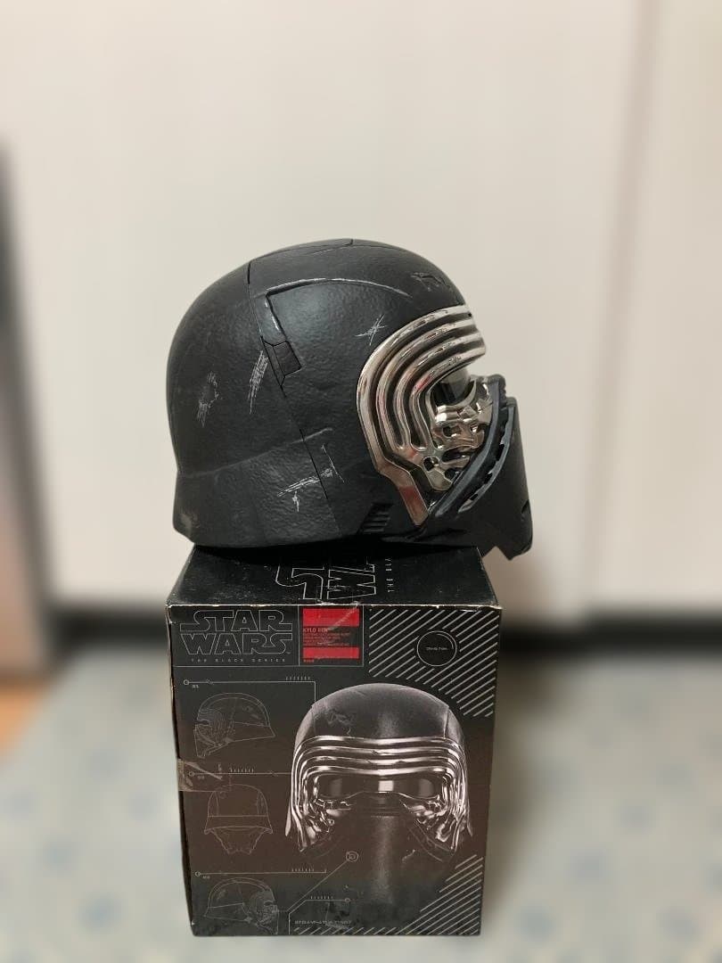 ハズブロ STAR WARS ブラックシリーズ カイロ・レン ボイスチェンジャー