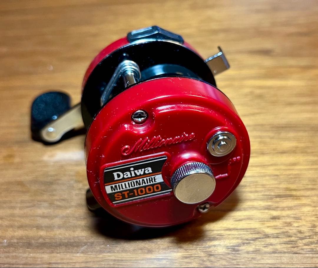 超美品！ ビンテージ　Daiwa ダイワ　ミリオネア　ST-1000