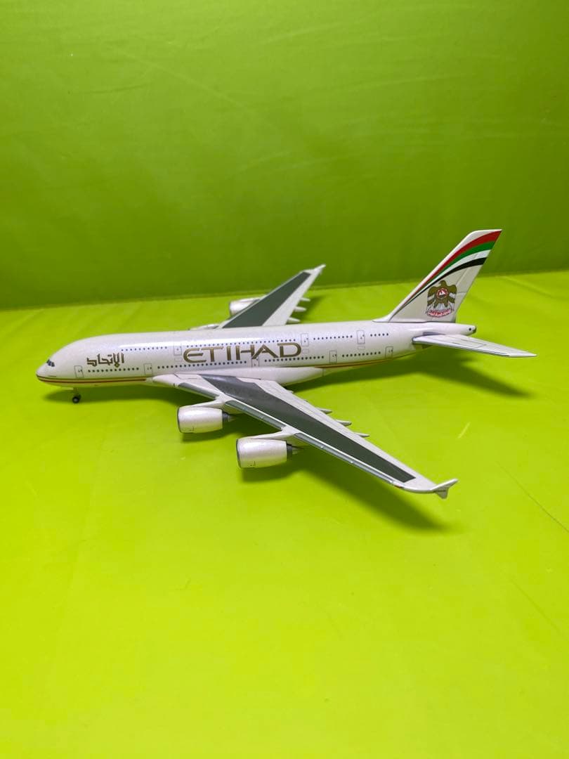 [値下げ]ETIHAD航空 AIRBUS A380 1/400