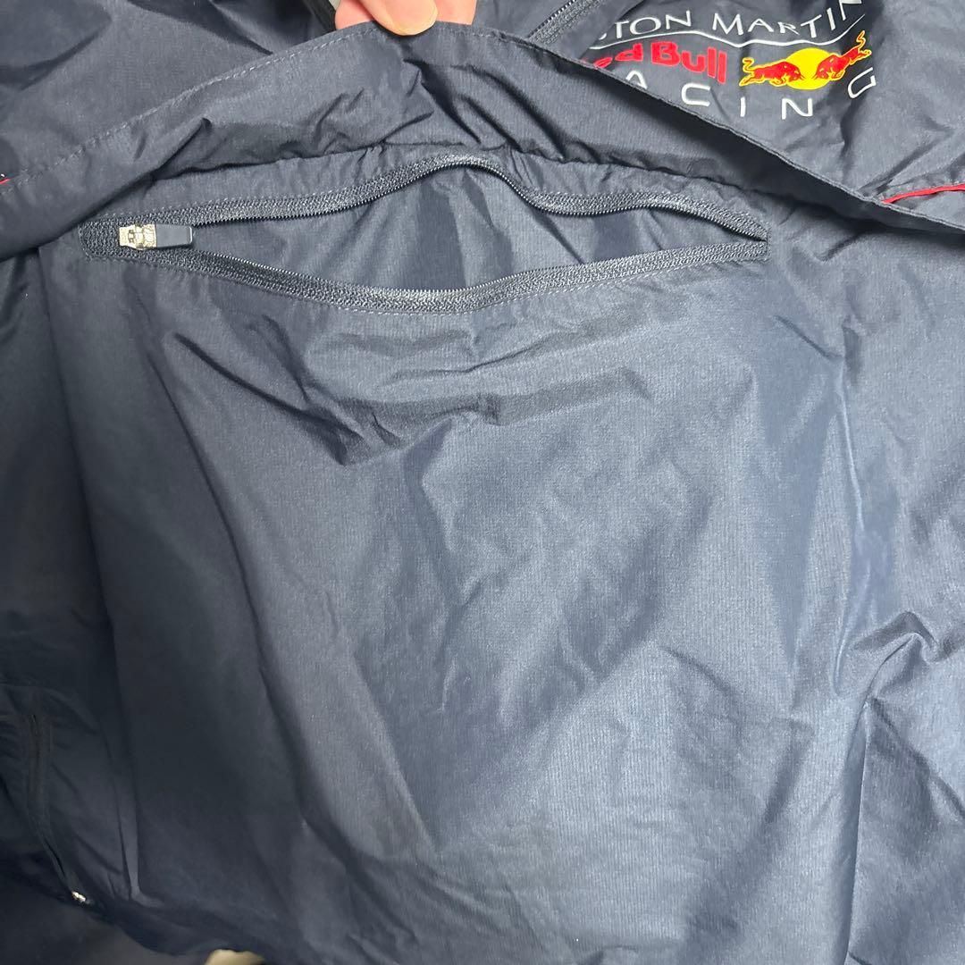 Red Bull Racing ウィンドブレーカー
