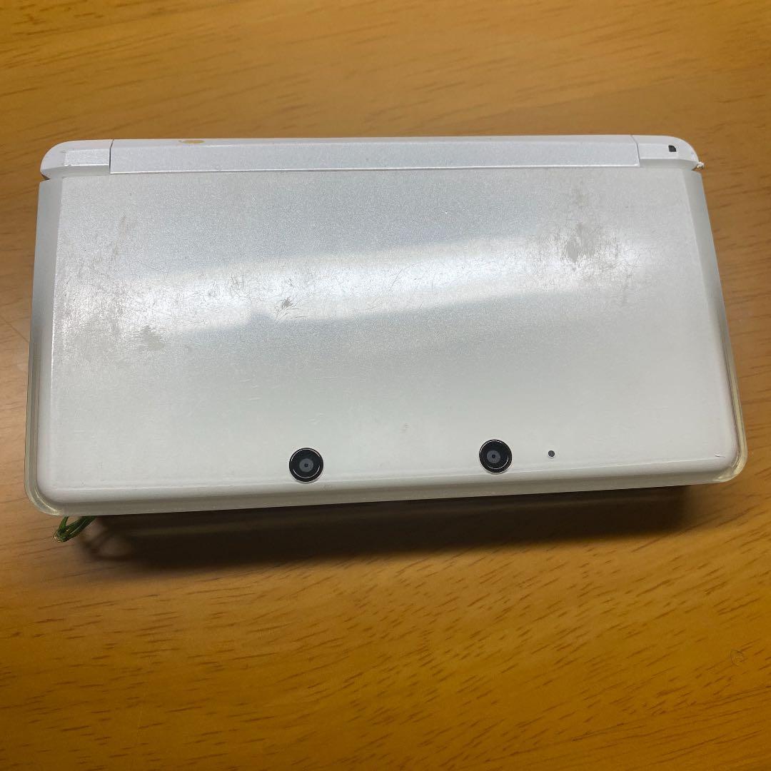 ニンテンドー3DS アイスホワイト
