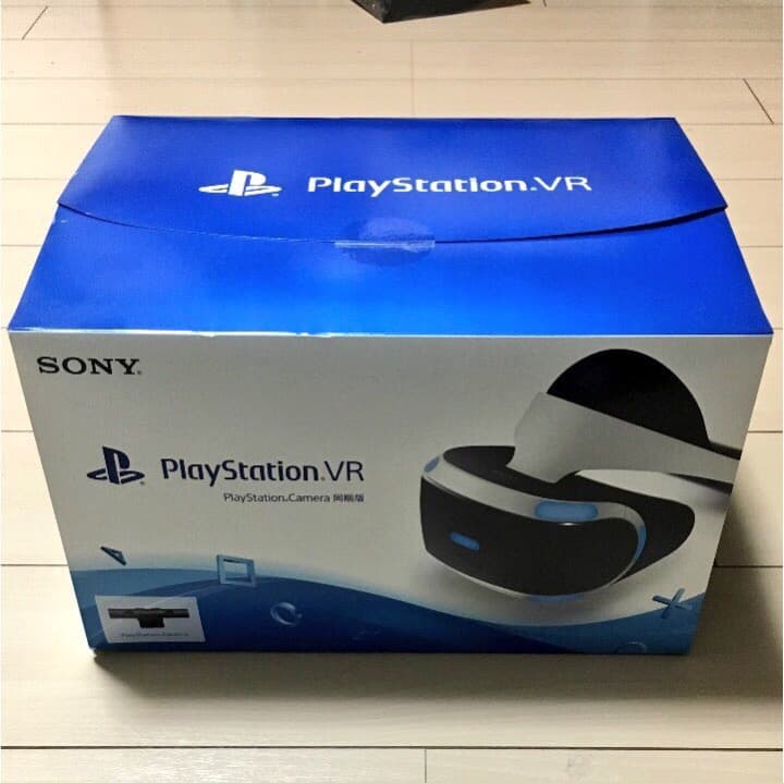 PSVRカメラ同梱版 新品 残り約８ヶ月の保証書付き⭐︎