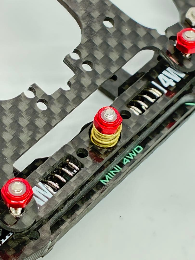 ミニ四駆　CNCフライス加工　一軸スライドダンパー　純正カーボン　提灯連動