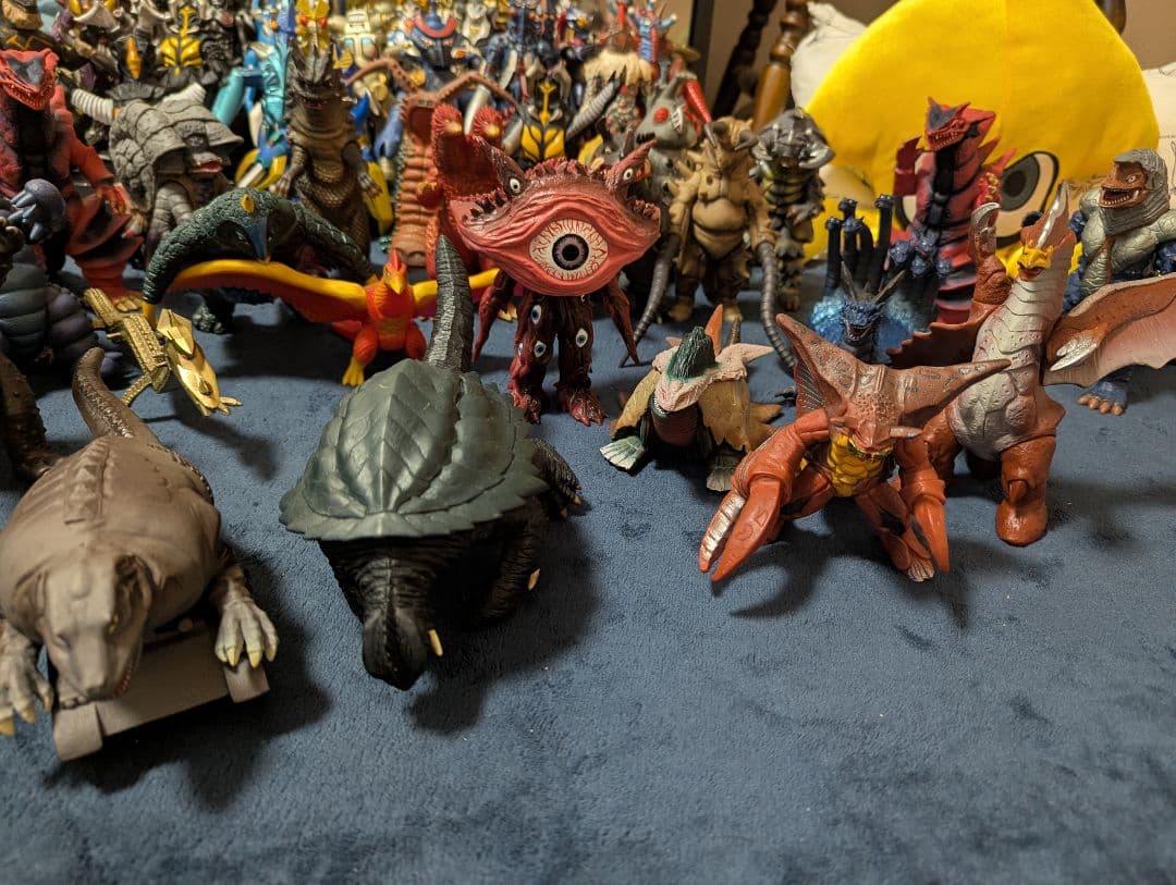さ*ー様 ウルトラマンシリーズ 怪獣フィギュアセット 好きな10体まとめ売りか(