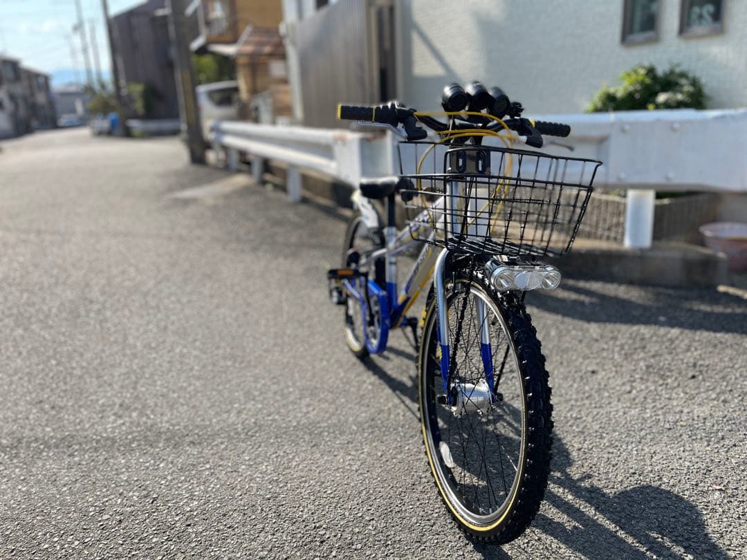 22インチ自転車(青/銀) LEDライト（取説付・防犯登録抹消済）京都市引渡希望