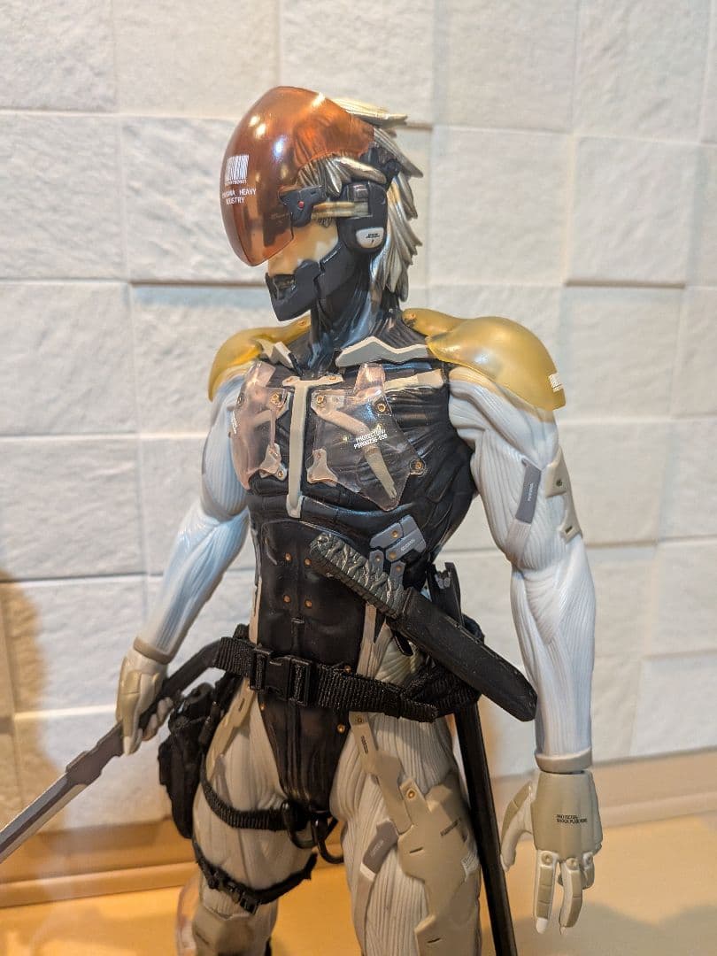 メタルギアソリッド メディコムトイ スネーク&雷電 1/6 フィギュア RAH