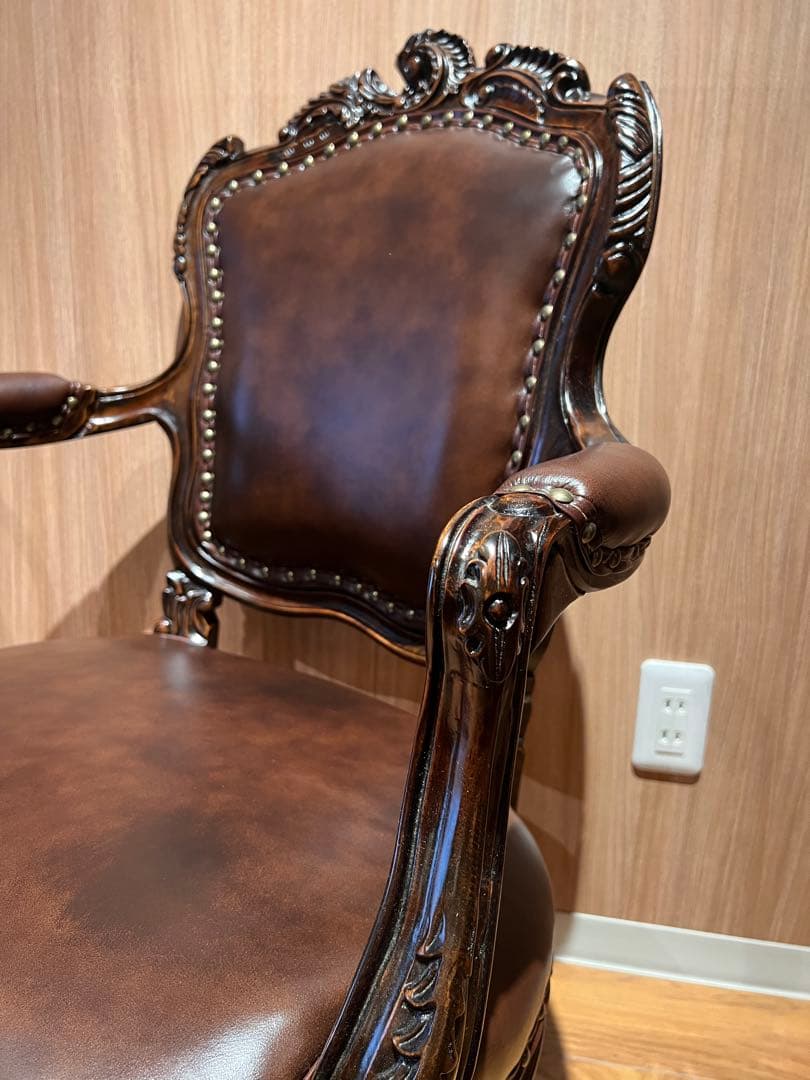 クラシックアームチェア ダークブラウン