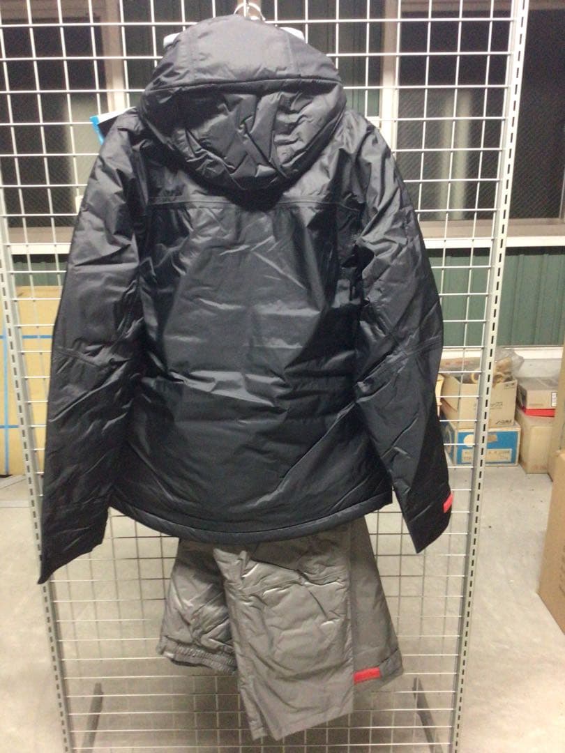 ダイワ　ウインタースーツ　LL