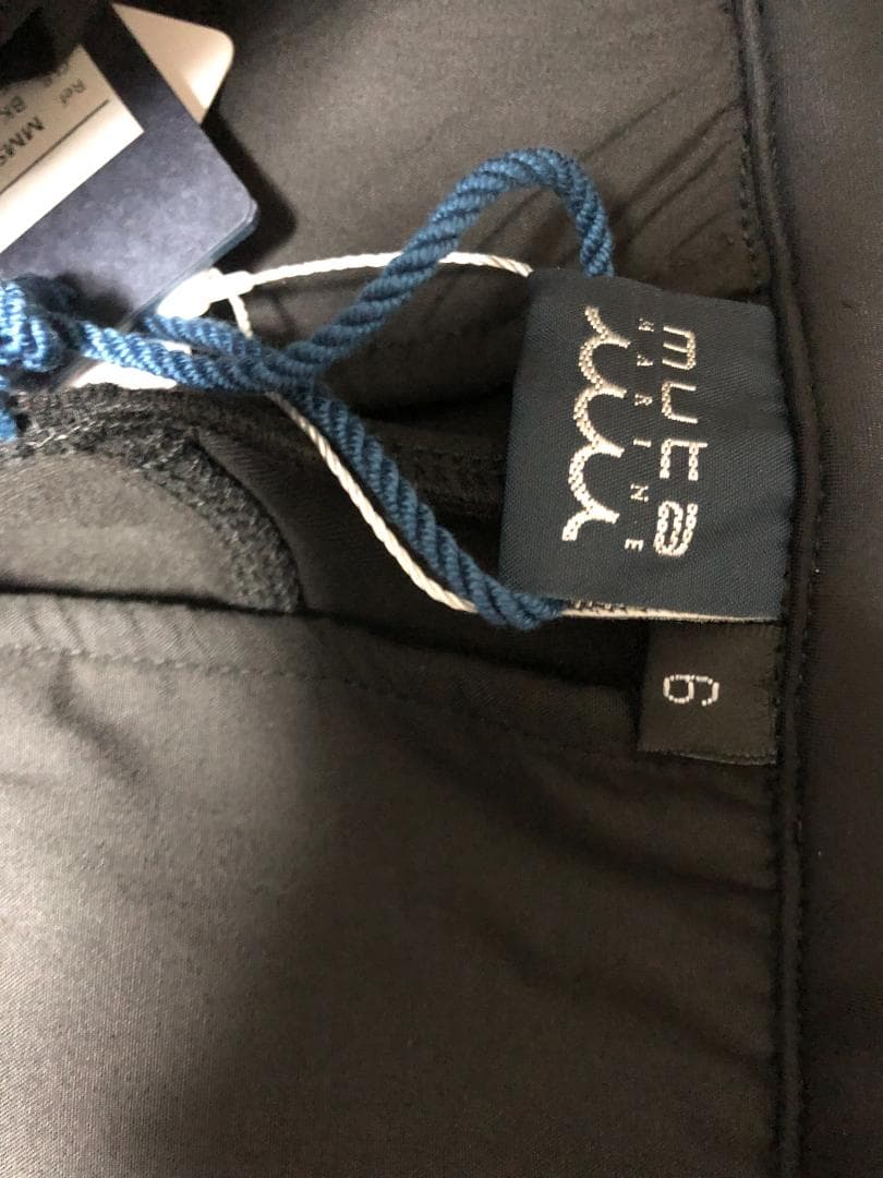 未使用 タグ付き muta ムータ パンツ スラックス 黒 ブラック 6 L