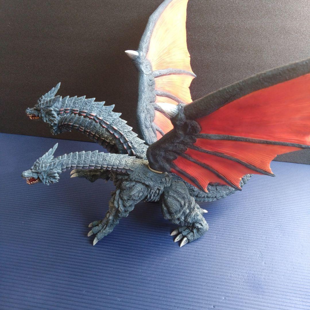 デスギドラ　フィギア