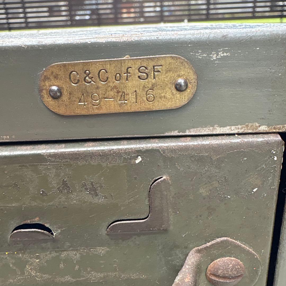 ミリタリー　収納キャビネット 1949年製