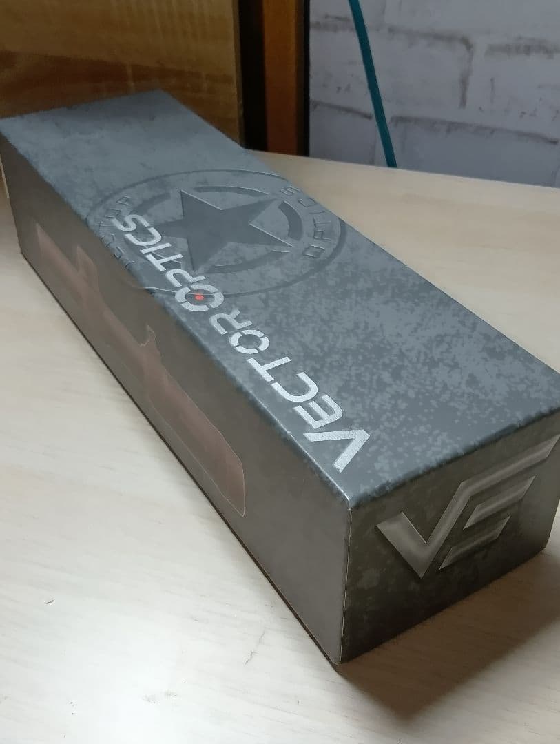 え*ュ様 Vector Optics Forester 1-5x24 Coyot