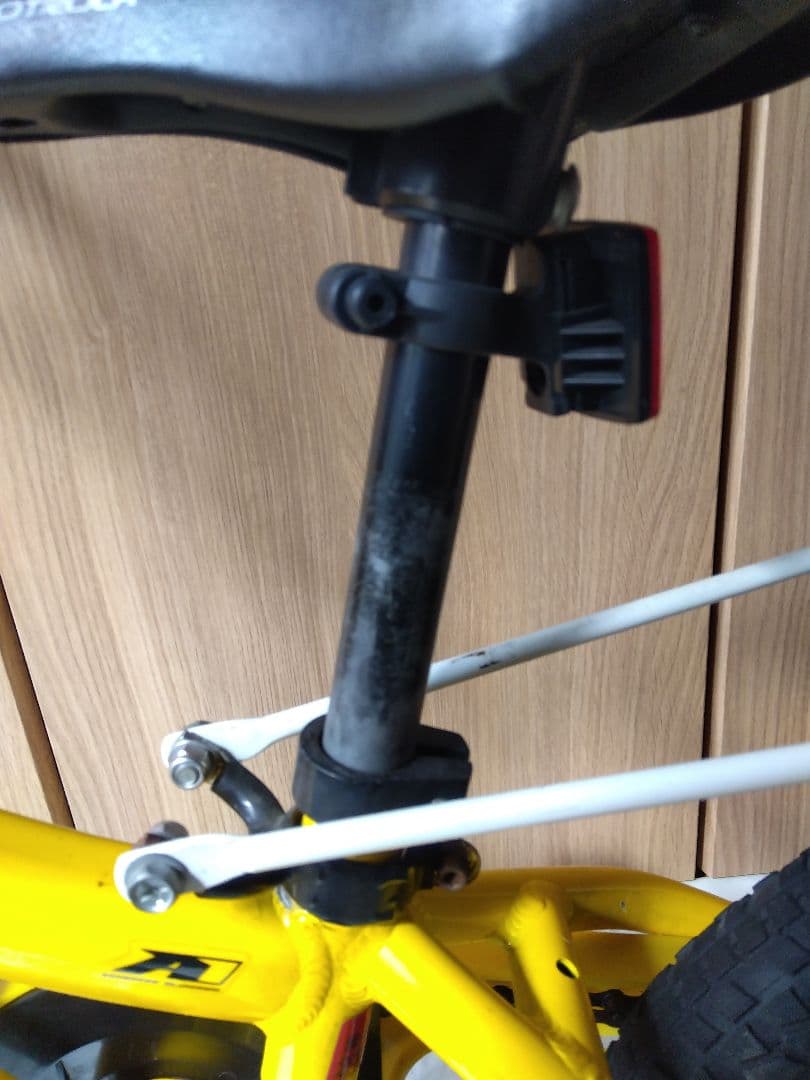 Specialized Hotrock 12インチ +BELL crest jr