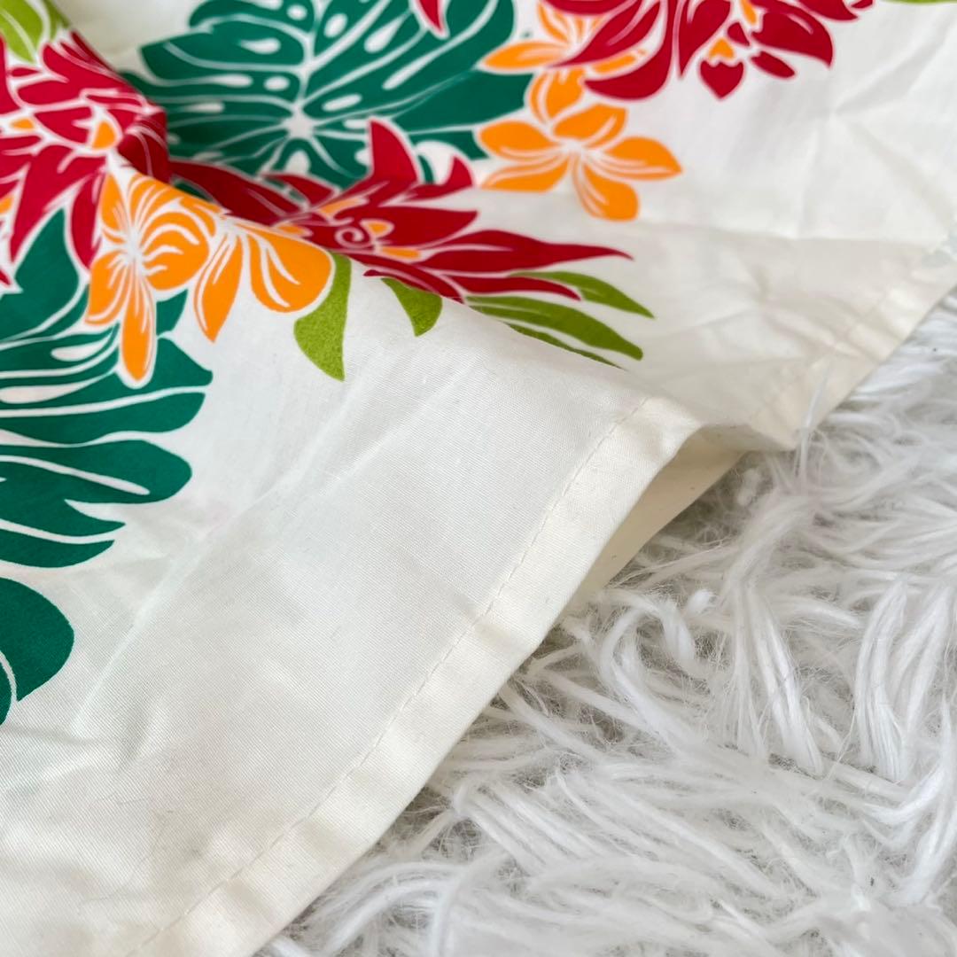 Sea Shell Pinkハワイアンワンピース　ハイビスカス花柄　リゾート